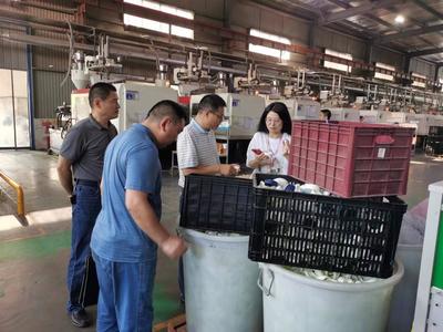 王飛赴鳳陽開展農(nóng)村電商與家具產(chǎn)業(yè)調(diào)研